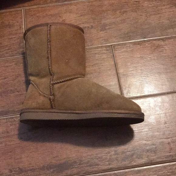 Like new Sherpa lined Winter boots! - Picture 4 of 6